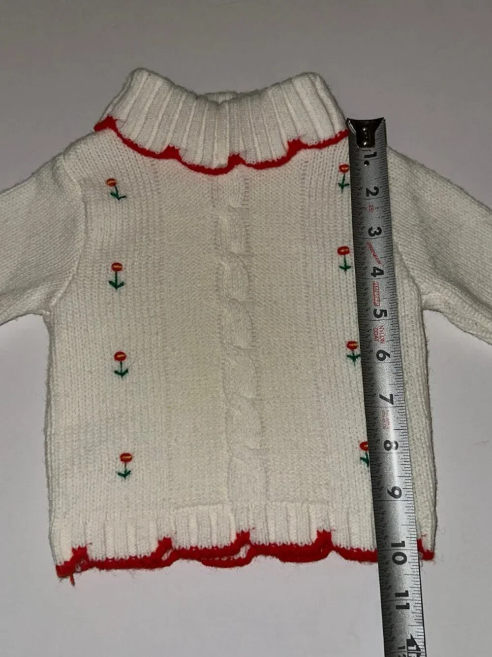 VTG HANDMADE knit BABY SWEATER white with red trim 3-6 6-9 months infant